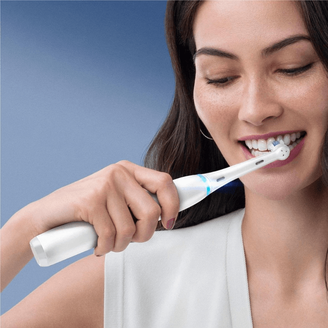 ORAL-B iO Series 8N White Alabaster
